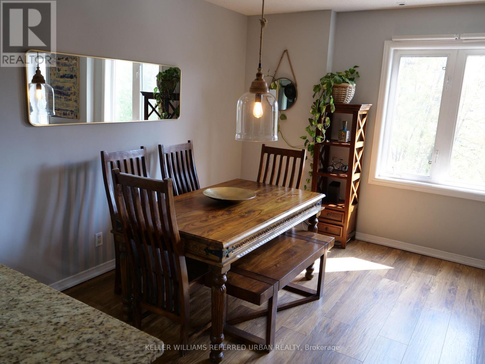 210 - 12 Sudbury Street, Toronto, Ontario  M6J 3W7 - Photo 5 - C13082872