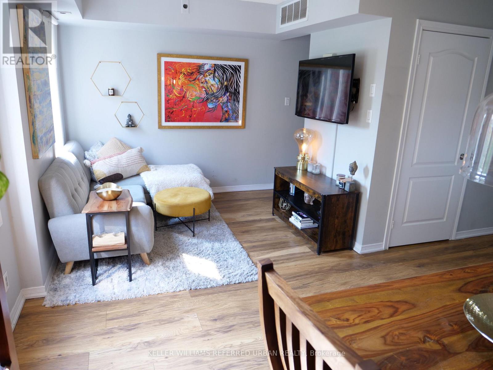 210 - 12 Sudbury Street, Toronto, Ontario  M6J 3W7 - Photo 7 - C13082872