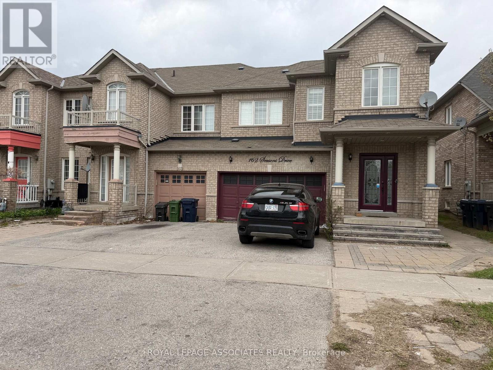 162 SEASONS DRIVE, Toronto, Ontario