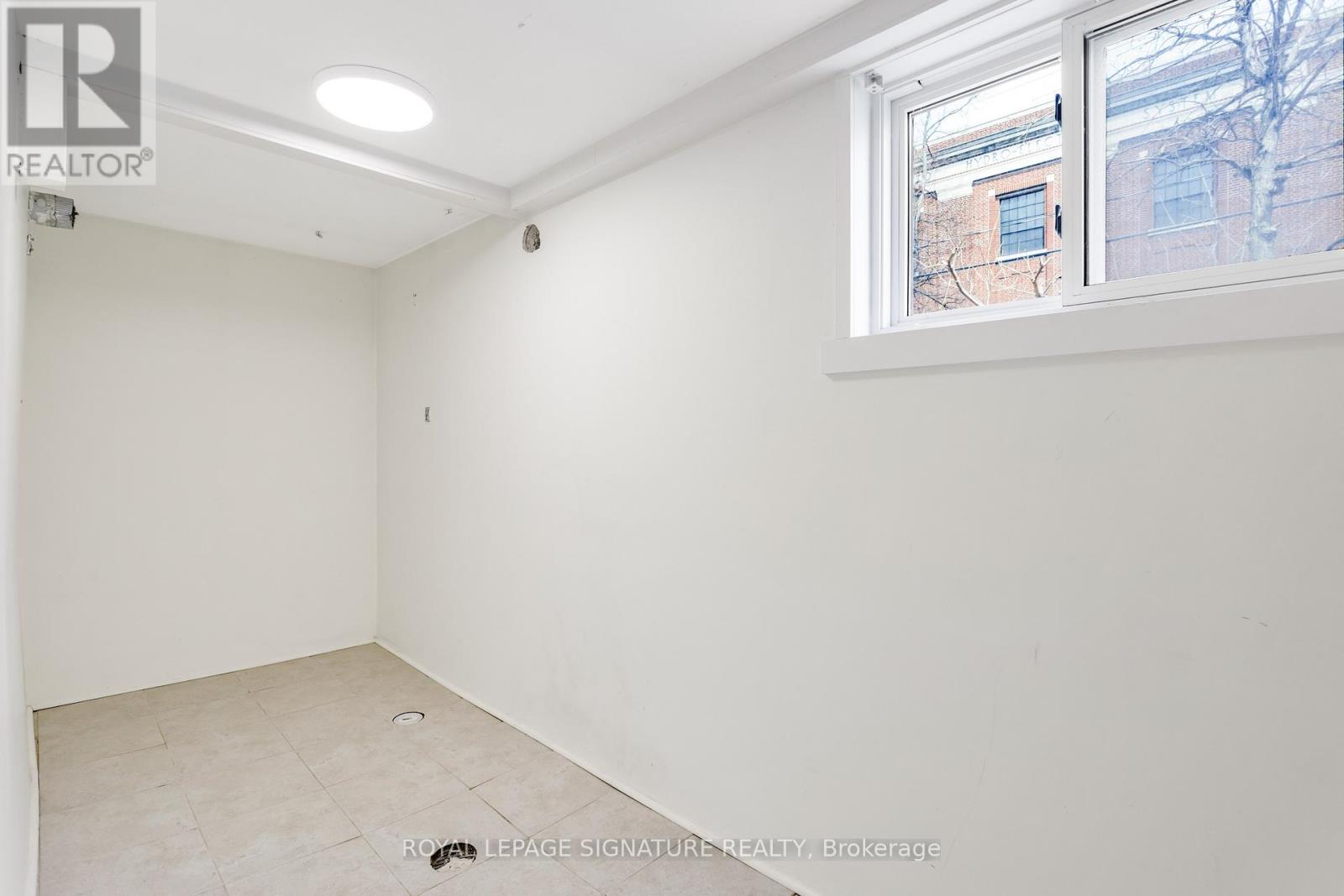 38 Wiltshire Avenue, Toronto, Ontario  M6N 2V9 - Photo 47 - W13082332