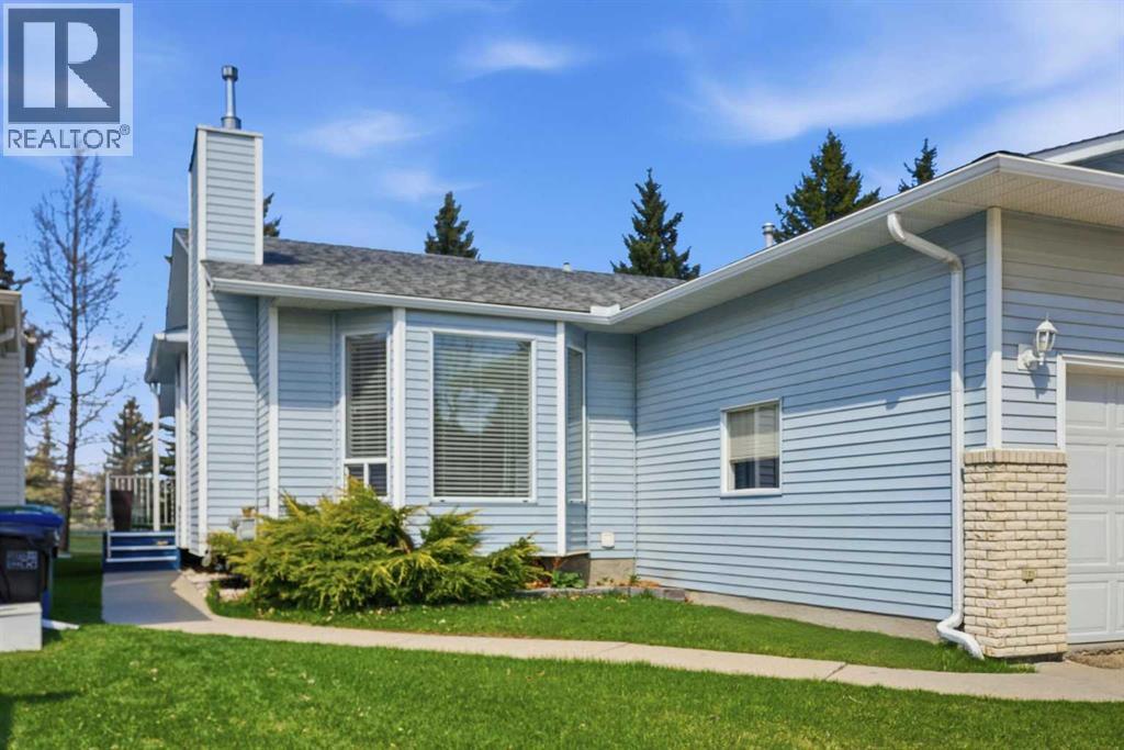 38 Woodside Close, Airdrie, Alberta  T4B 2C8 - Photo 2 - A2307800