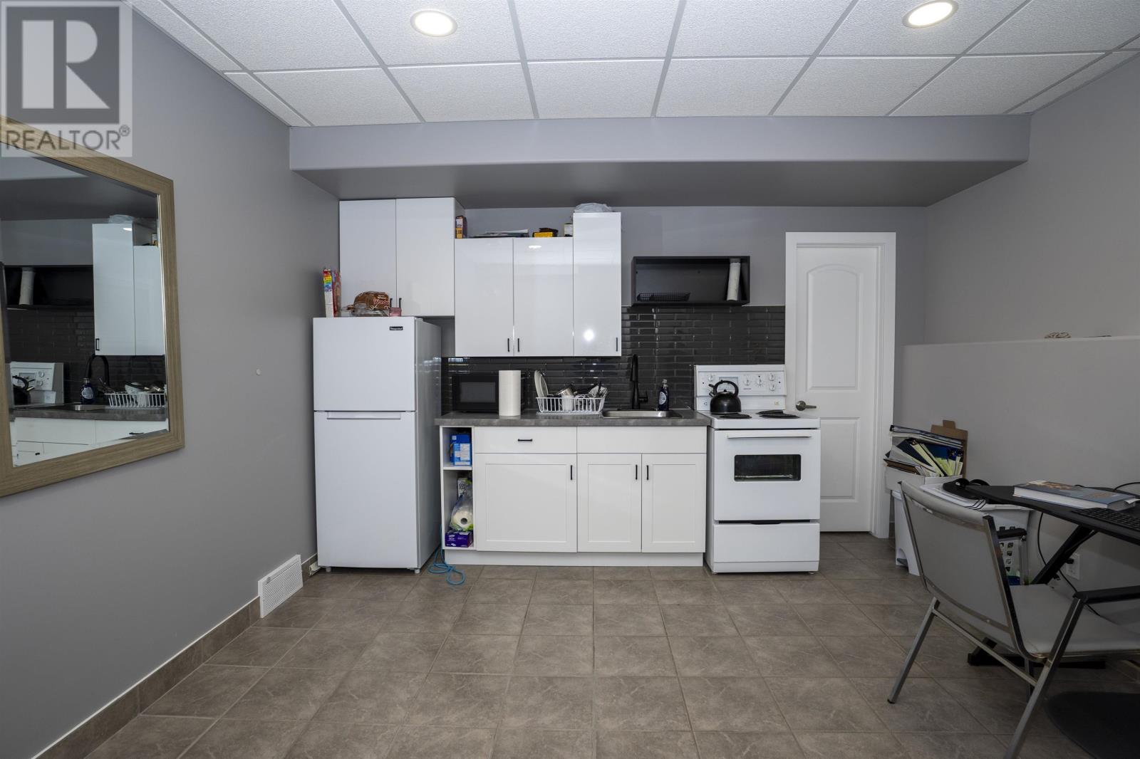 216 Cougar Cres, Thunder Bay, Ontario  P7C 0B2 - Photo 32 - TB2600549