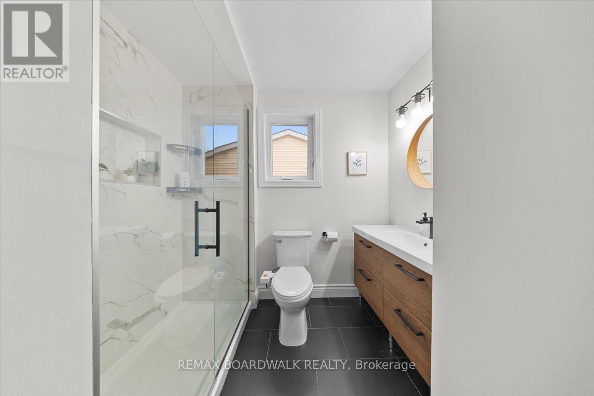 407 Sanderling Court, Ottawa, Ontario  K1E 2V5 - Photo 21 - X13083430