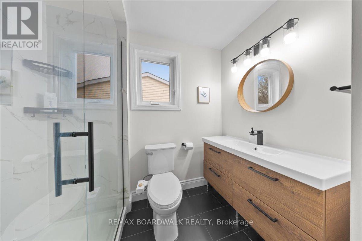 407 Sanderling Court, Ottawa, Ontario  K1E 2V5 - Photo 22 - X13083430