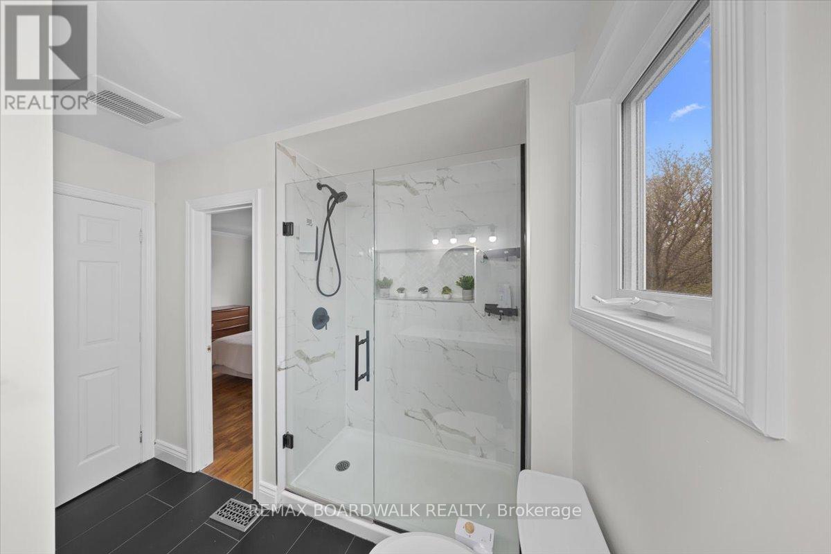 407 Sanderling Court, Ottawa, Ontario  K1E 2V5 - Photo 27 - X13083430