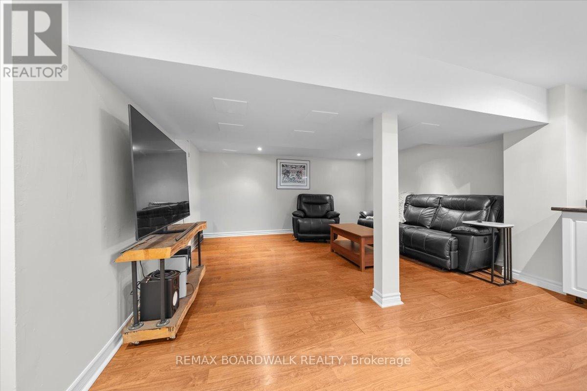 407 Sanderling Court, Ottawa, Ontario  K1E 2V5 - Photo 29 - X13083430