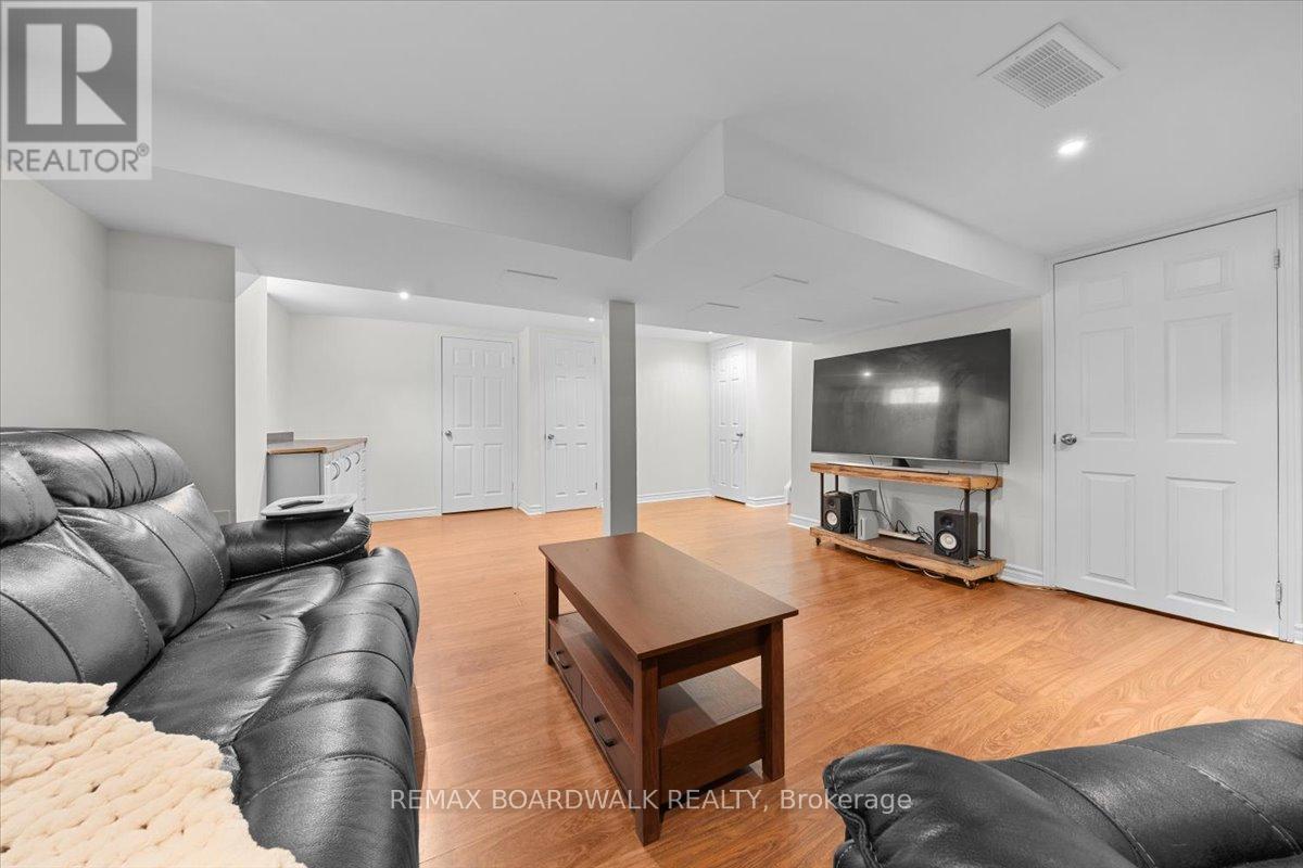 407 Sanderling Court, Ottawa, Ontario  K1E 2V5 - Photo 30 - X13083430