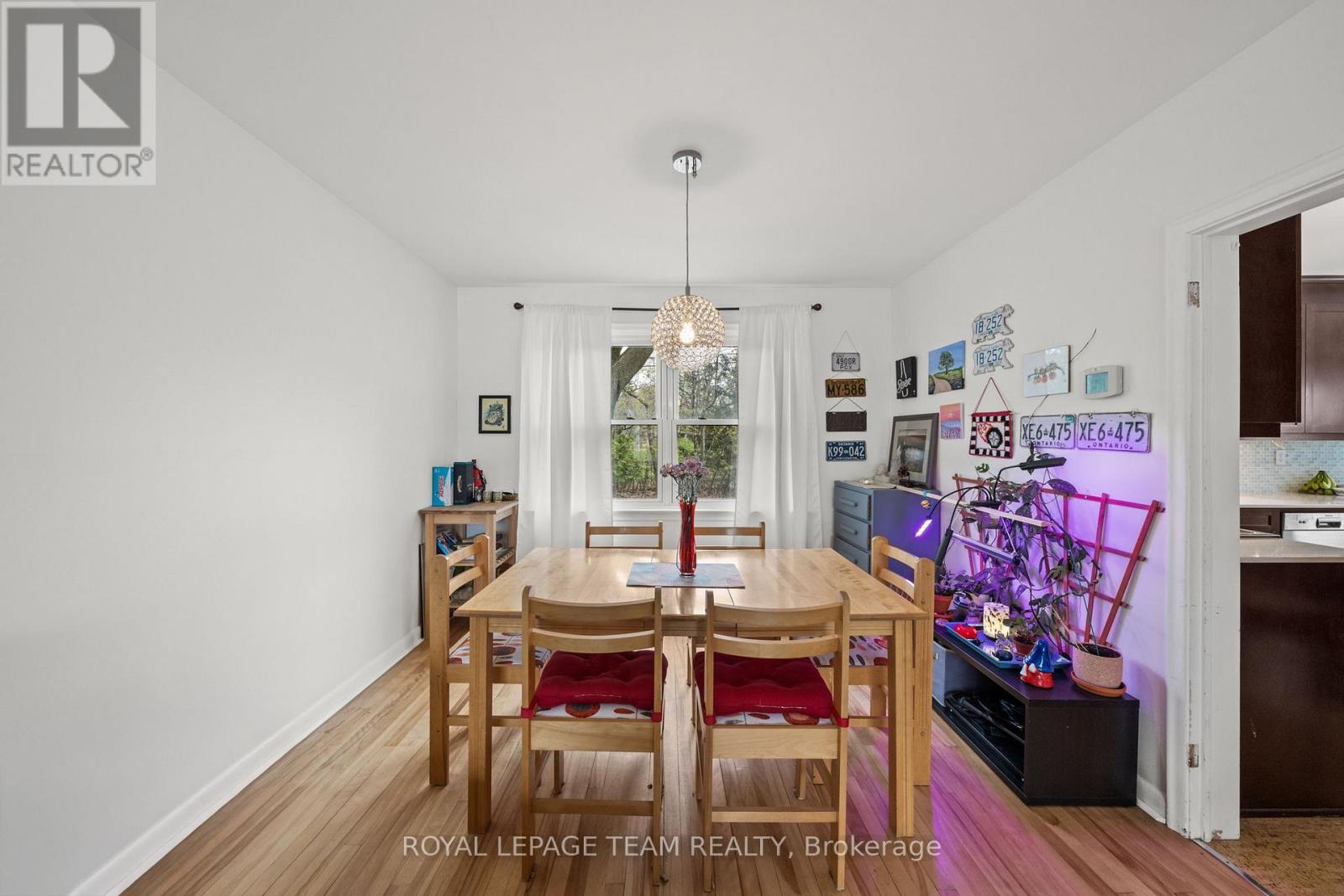 873 Smyth Road, Ottawa, Ontario  K1G 1P4 - Photo 17 - X13083488