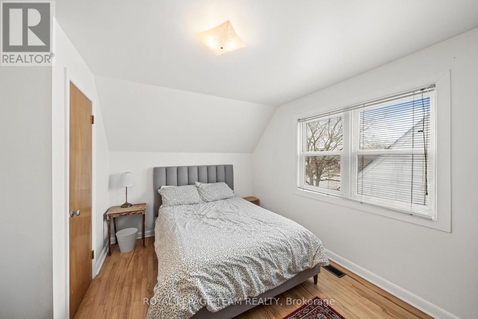 873 Smyth Road, Ottawa, Ontario  K1G 1P4 - Photo 22 - X13083488