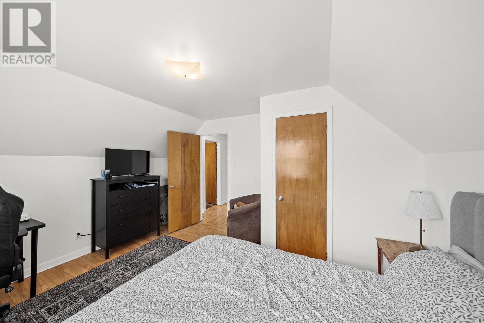 873 Smyth Road, Ottawa, Ontario  K1G 1P4 - Photo 24 - X13083488