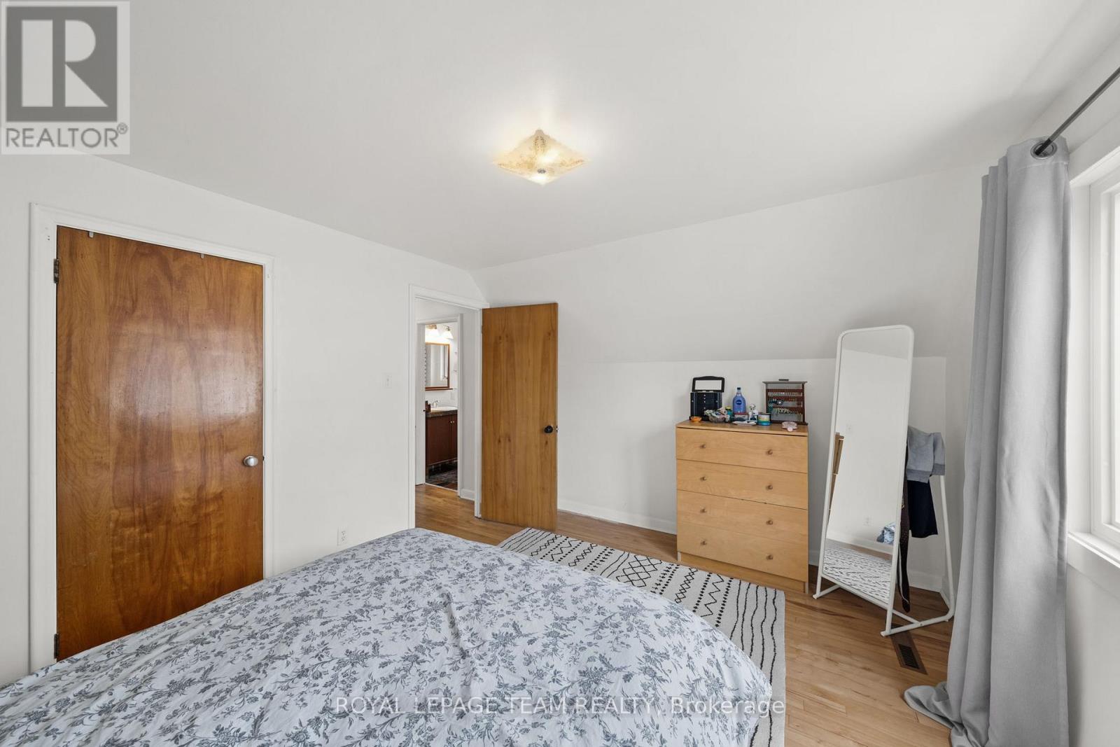 873 Smyth Road, Ottawa, Ontario  K1G 1P4 - Photo 25 - X13083488