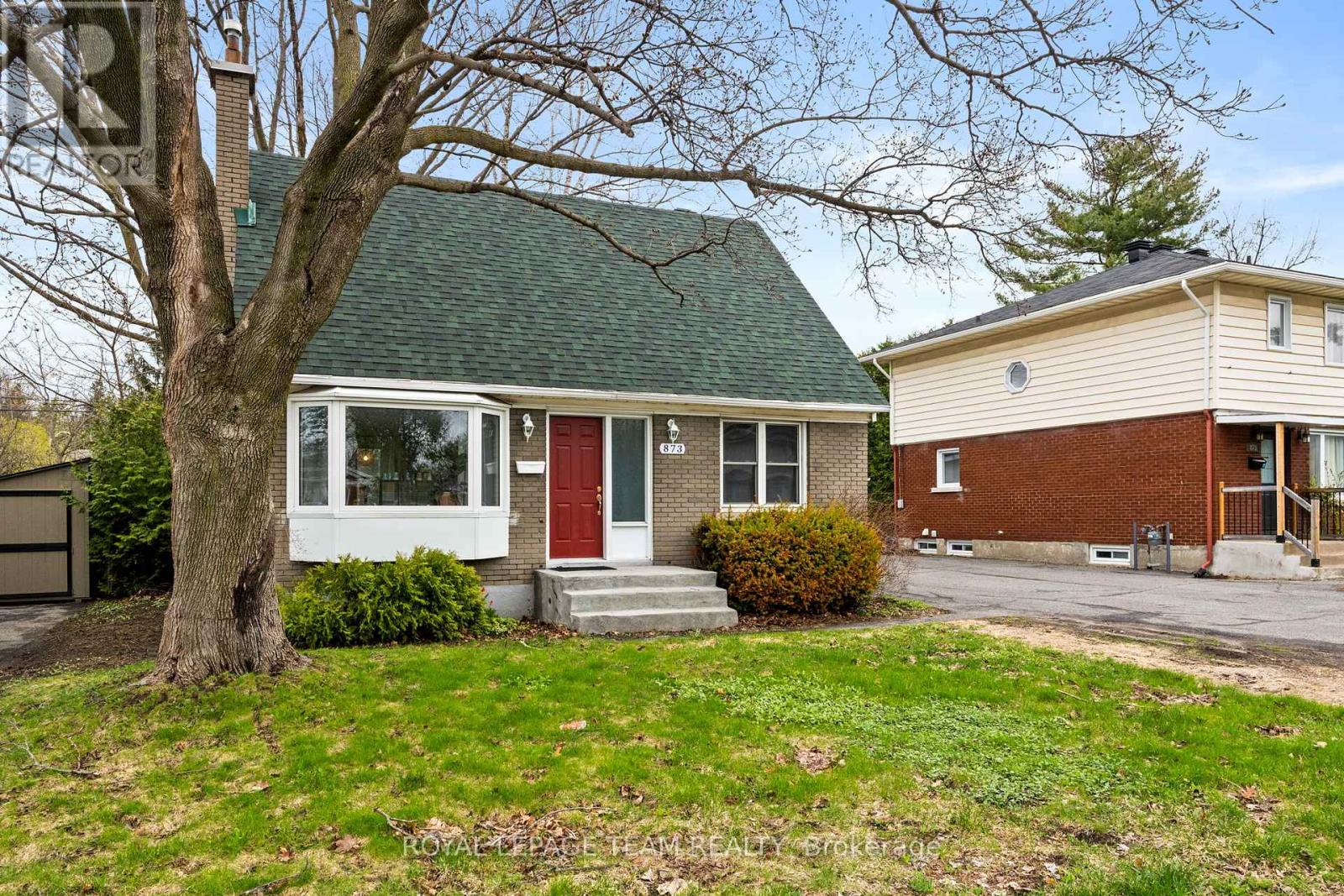 873 Smyth Road, Ottawa, Ontario  K1G 1P4 - Photo 5 - X13083488