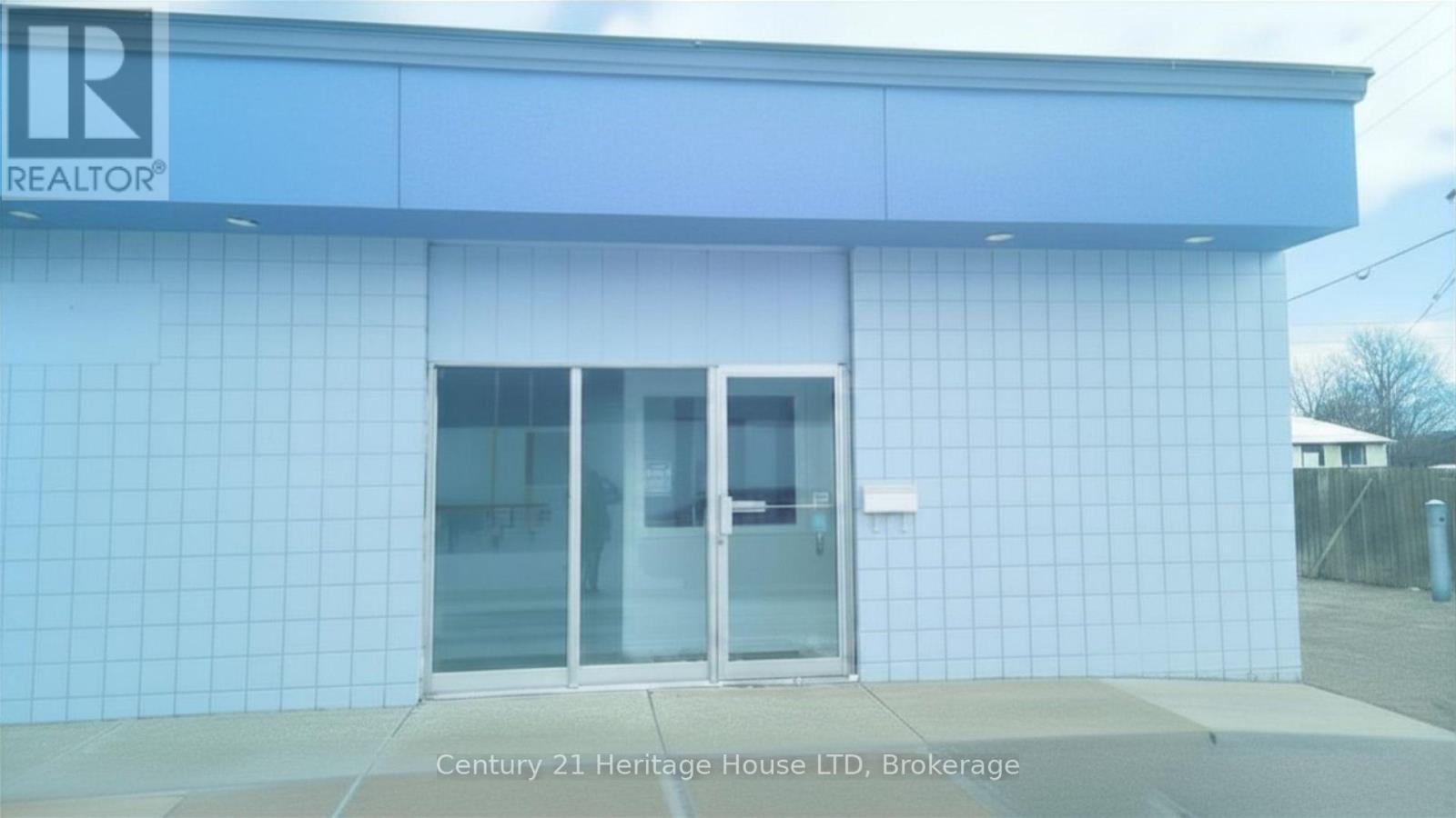 1241 GARRISON ROAD, Fort Erie, Ontario
