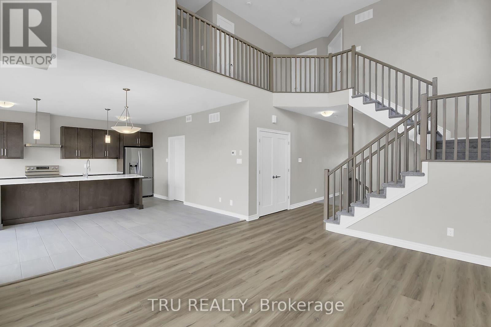 83 Douglas Brown Way, Arnprior, Ontario  K7S 0K1 - Photo 5 - X12848512