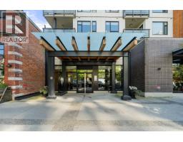 301 123 W 1ST STREET, North Vancouver, British Columbia