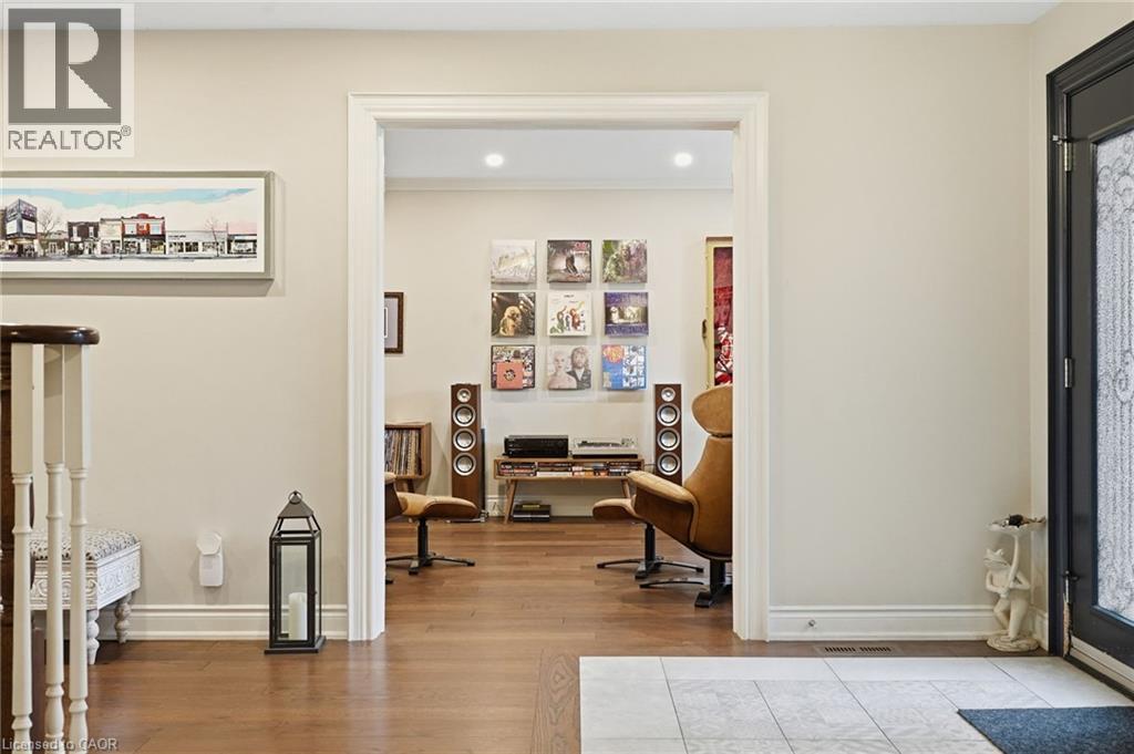 23 Golfview Crescent, Dundas, Ontario  L9H 6V1 - Photo 6 - 40826246