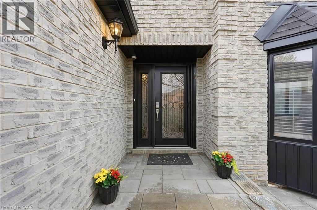 23 Golfview Crescent, Dundas, Ontario  L9H 6V1 - Photo 4 - 40826246