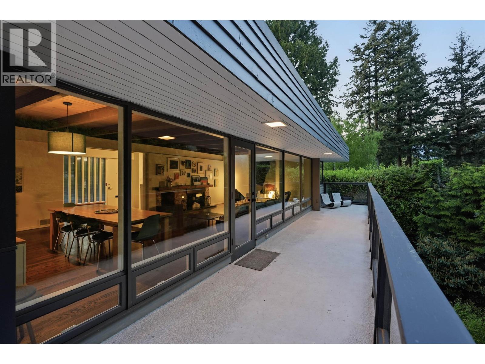 6240 Summit Avenue, West Vancouver, British Columbia  V7W 1Y2 - Photo 10 - R3119361