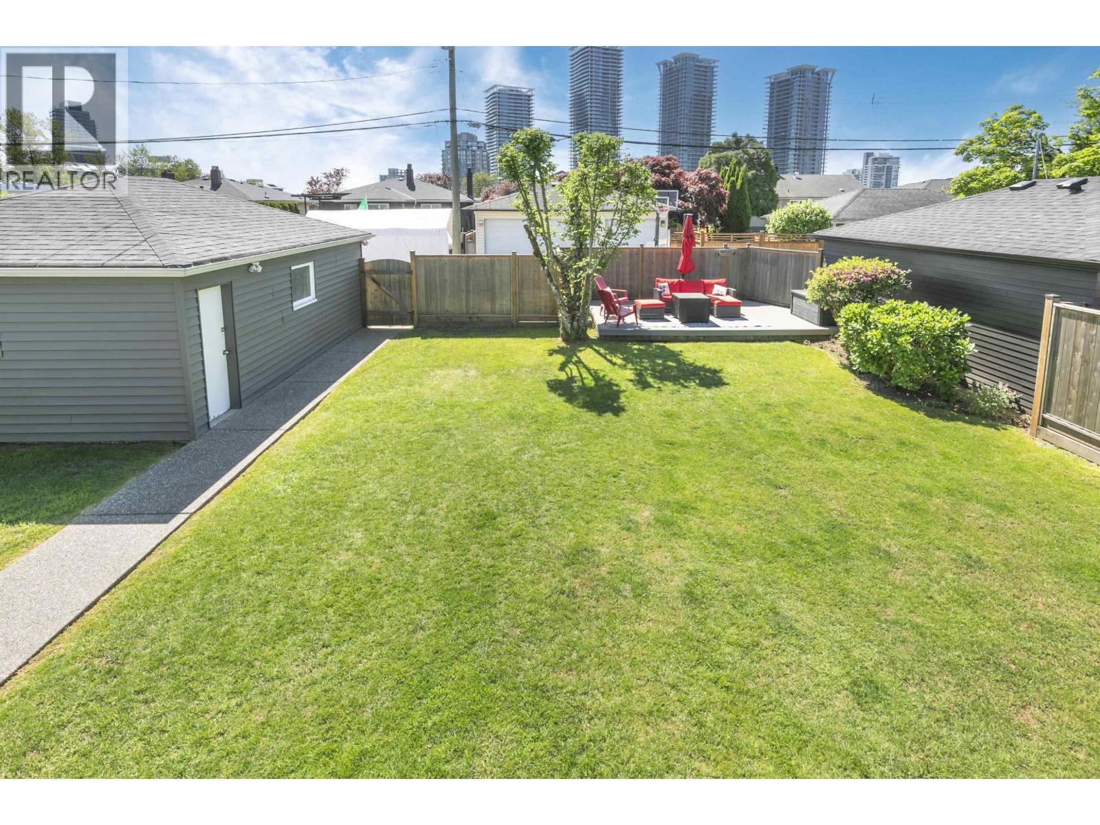 4850 Highlawn Drive, Burnaby, British Columbia  V5C 3T1 - Photo 32 - R3119376