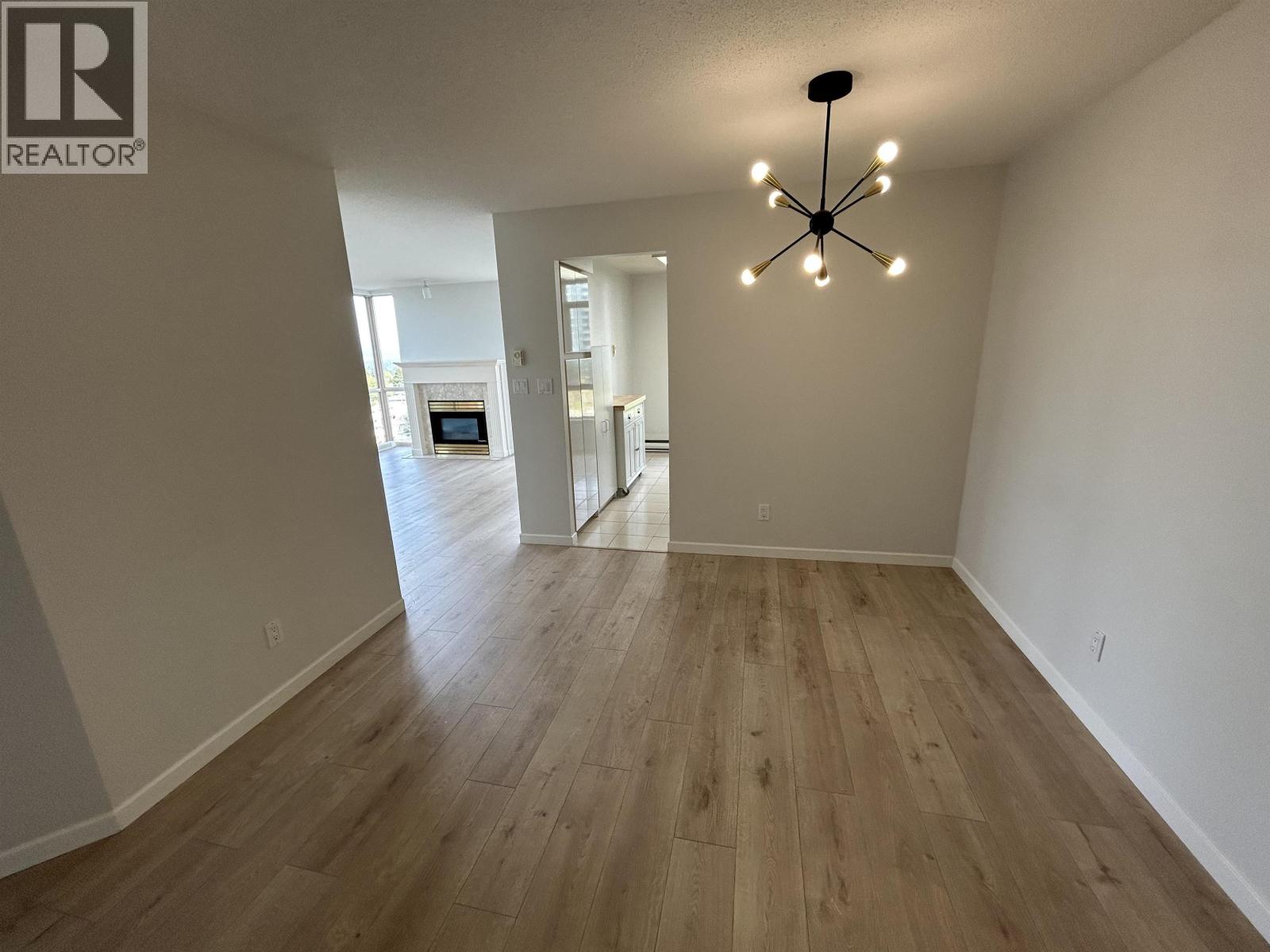 801 4689 Hazel Street, Burnaby, British Columbia  V5H 4R6 - Photo 5 - R3119367