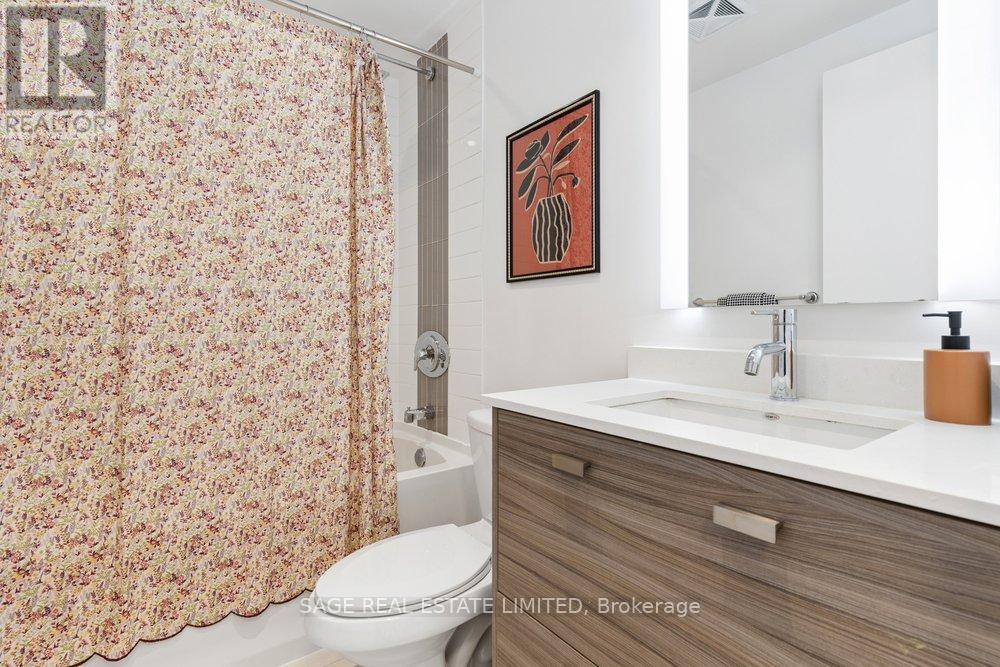 207 - 835 St Clair Avenue W, Toronto, Ontario  M6C 0A8 - Photo 21 - C13083452