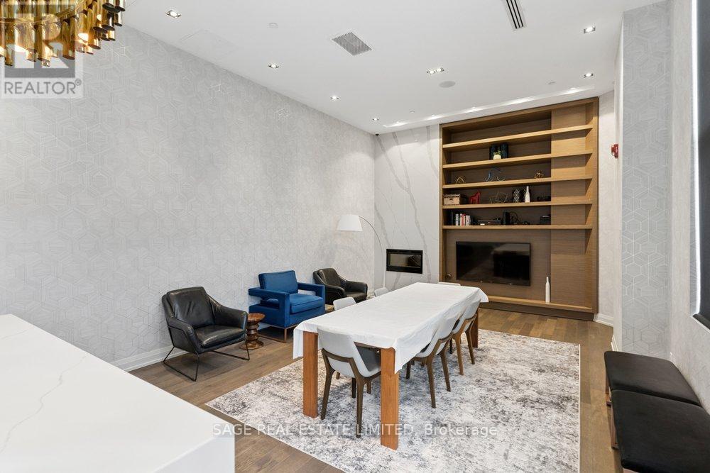 207 - 835 St Clair Avenue W, Toronto, Ontario  M6C 0A8 - Photo 34 - C13083452