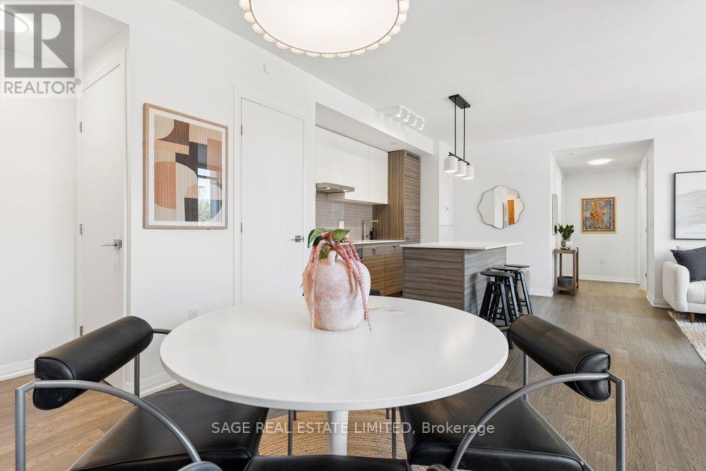 207 - 835 St Clair Avenue W, Toronto, Ontario  M6C 0A8 - Photo 4 - C13083452