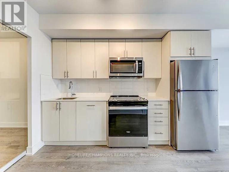 2208 - 2550 Simcoe Street N, Oshawa, Ontario  L1L 0R5 - Photo 8 - E13083436