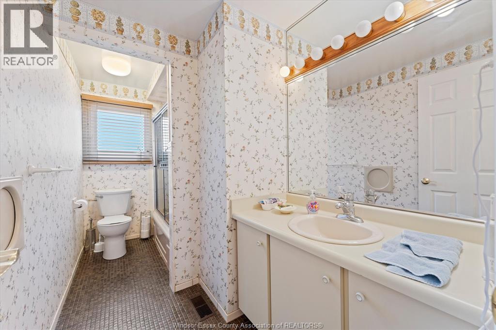 2875 Riviera, Windsor, Ontario  N9E 3A5 - Photo 18 - 26010092