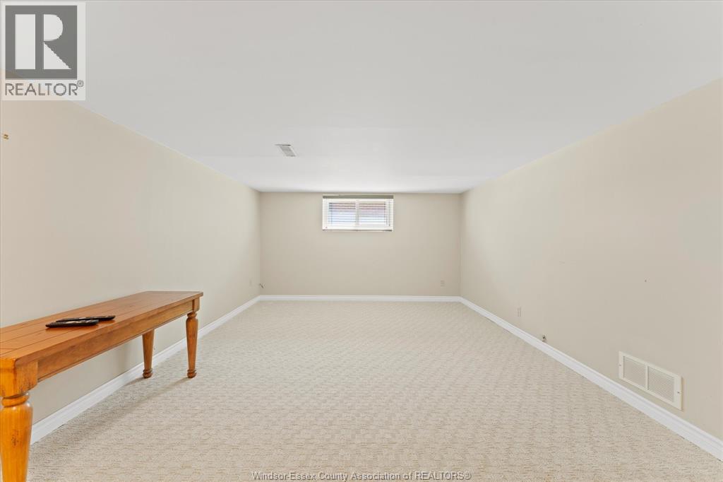 2875 Riviera, Windsor, Ontario  N9E 3A5 - Photo 19 - 26010092