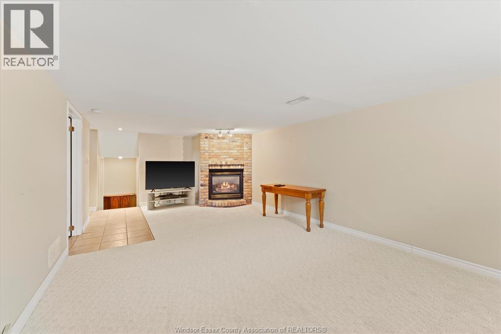 2875 Riviera, Windsor, Ontario  N9E 3A5 - Photo 20 - 26010092