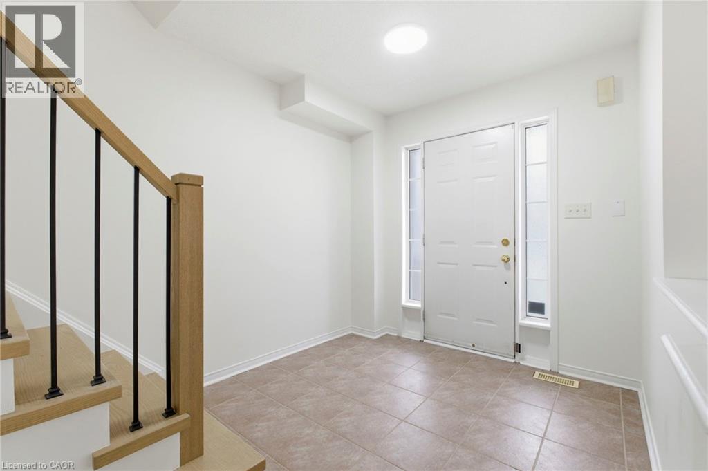 481 Jim Barber Court, Newmarket, Ontario  L3Y 9E6 - Photo 4 - 40826958