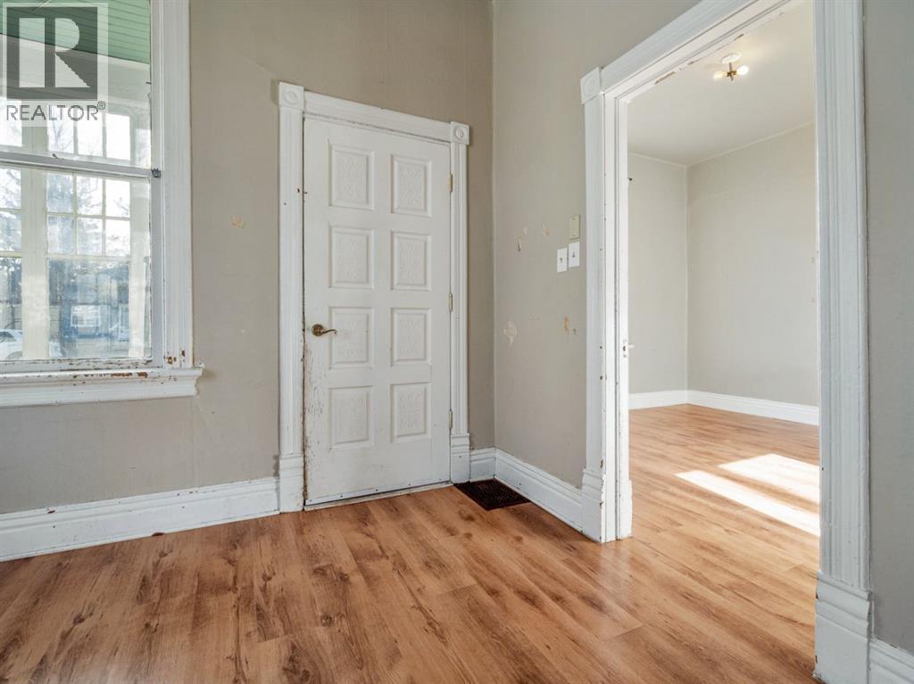1249 5a Avenue S, Lethbridge, Alberta  T1J 0T3 - Photo 4 - A2283505
