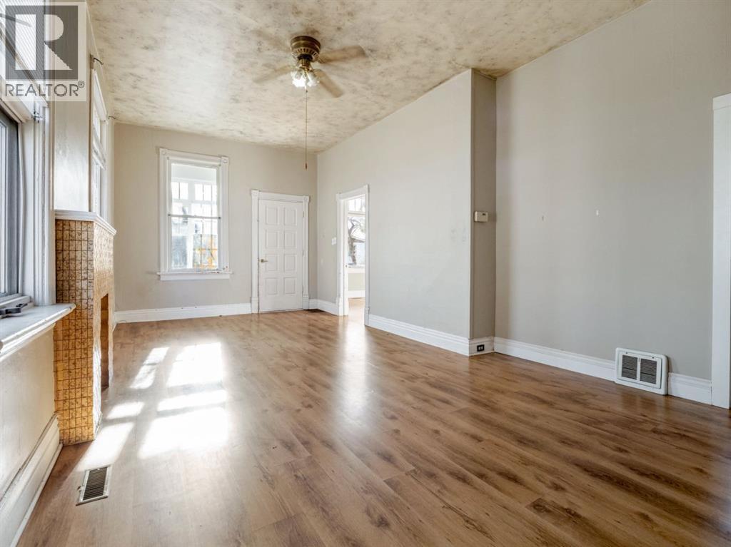 1249 5a Avenue S, Lethbridge, Alberta  T1J 0T3 - Photo 7 - A2283505