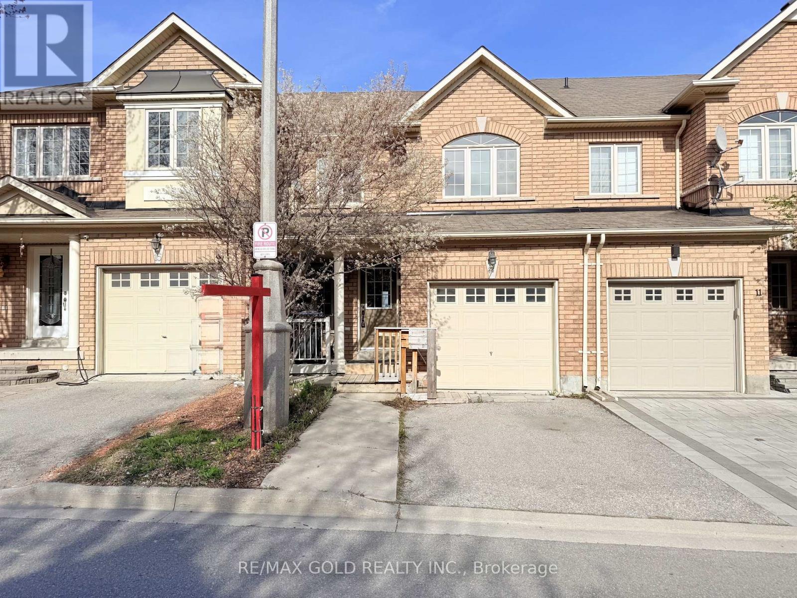 13 BAMBOO GROVE, Brampton, Ontario