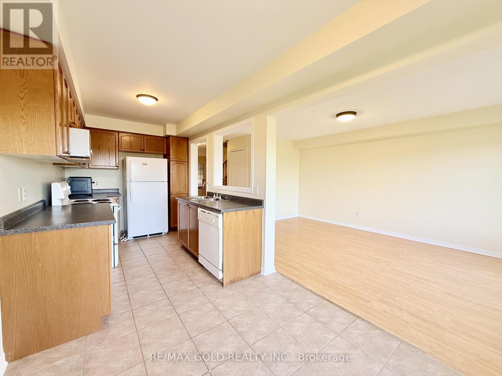 13 Bamboo Grove, Brampton, Ontario  L6R 0L9 - Photo 10 - W13083418