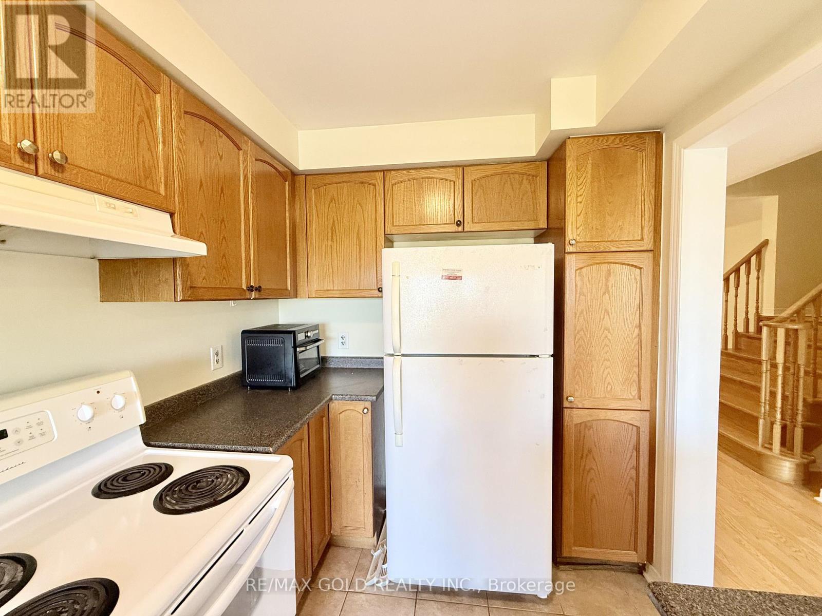 13 Bamboo Grove, Brampton, Ontario  L6R 0L9 - Photo 13 - W13083418