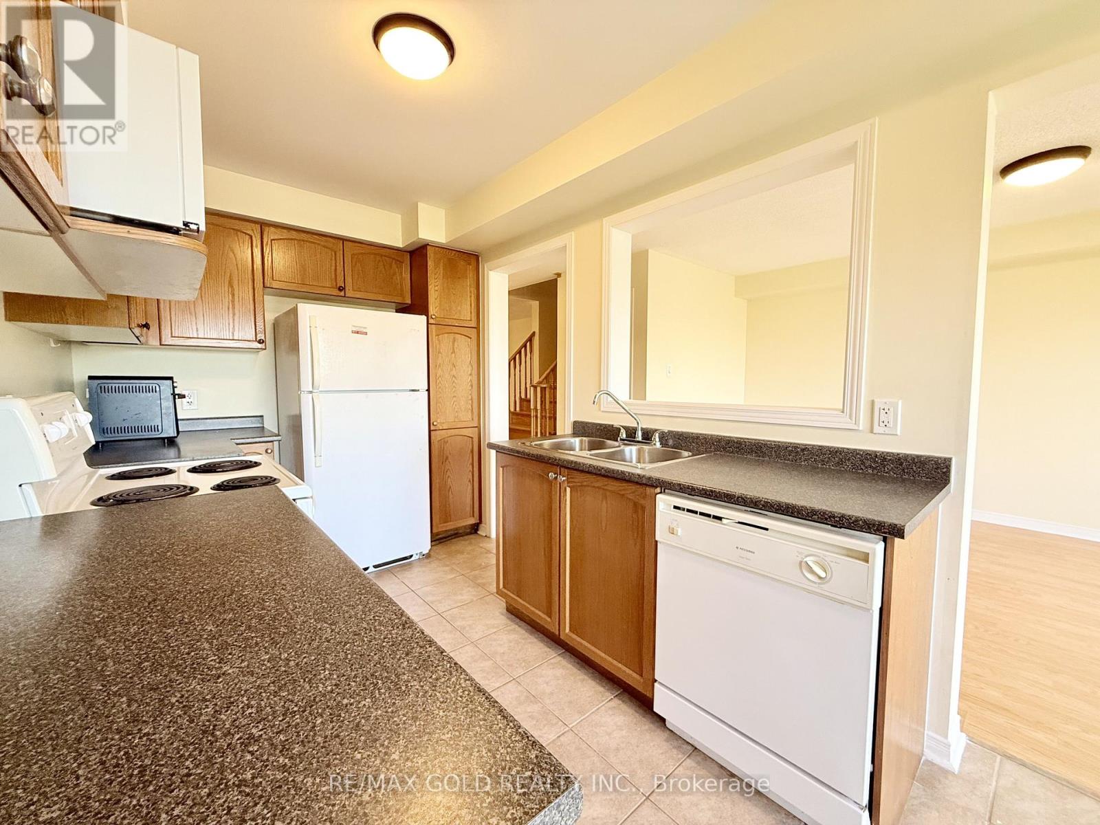 13 Bamboo Grove, Brampton, Ontario  L6R 0L9 - Photo 14 - W13083418