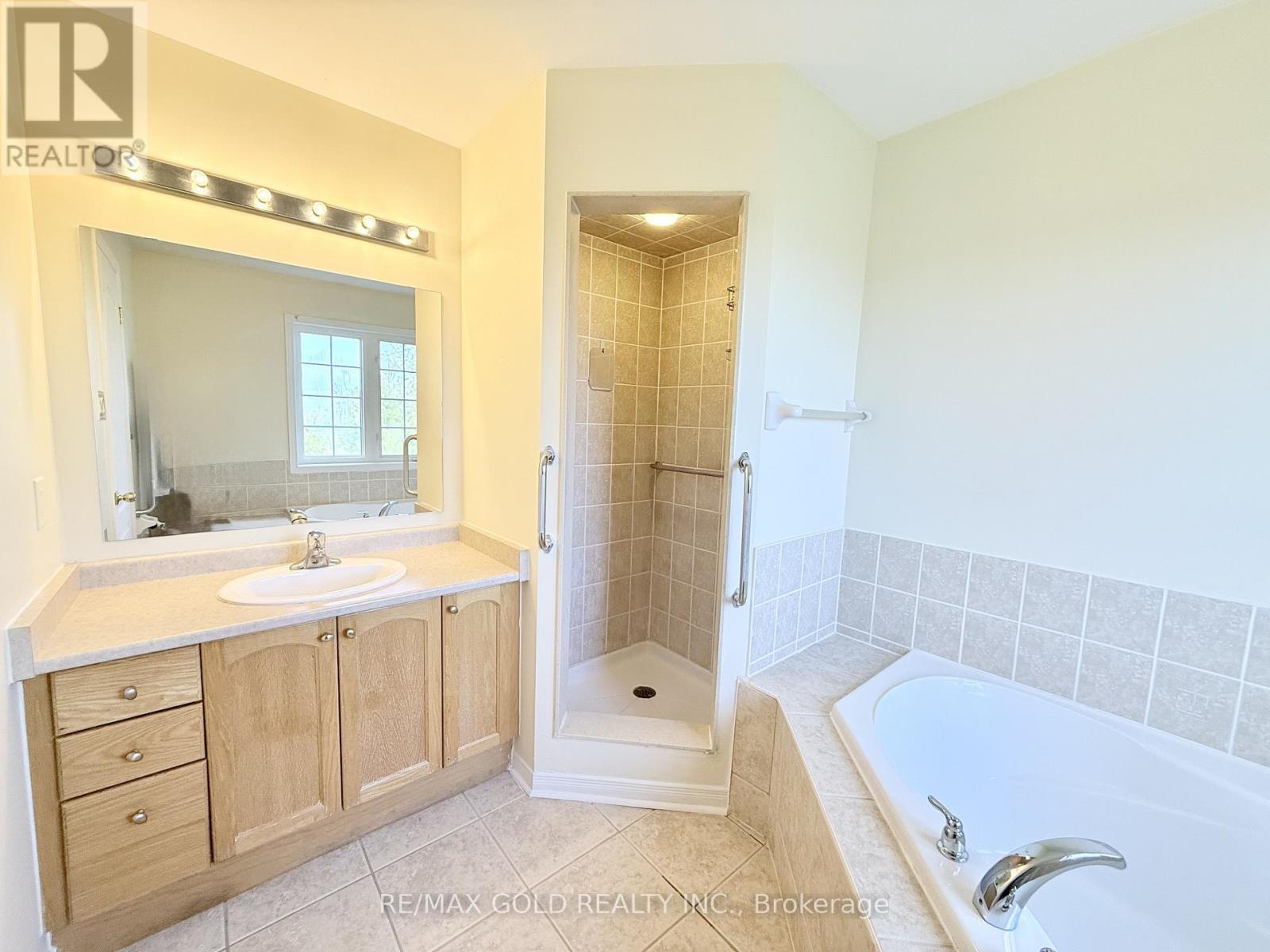 13 Bamboo Grove, Brampton, Ontario  L6R 0L9 - Photo 25 - W13083418