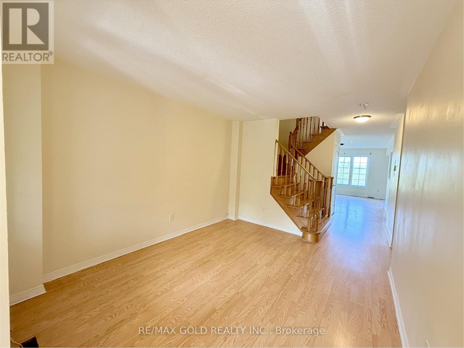 13 Bamboo Grove, Brampton, Ontario  L6R 0L9 - Photo 4 - W13083418