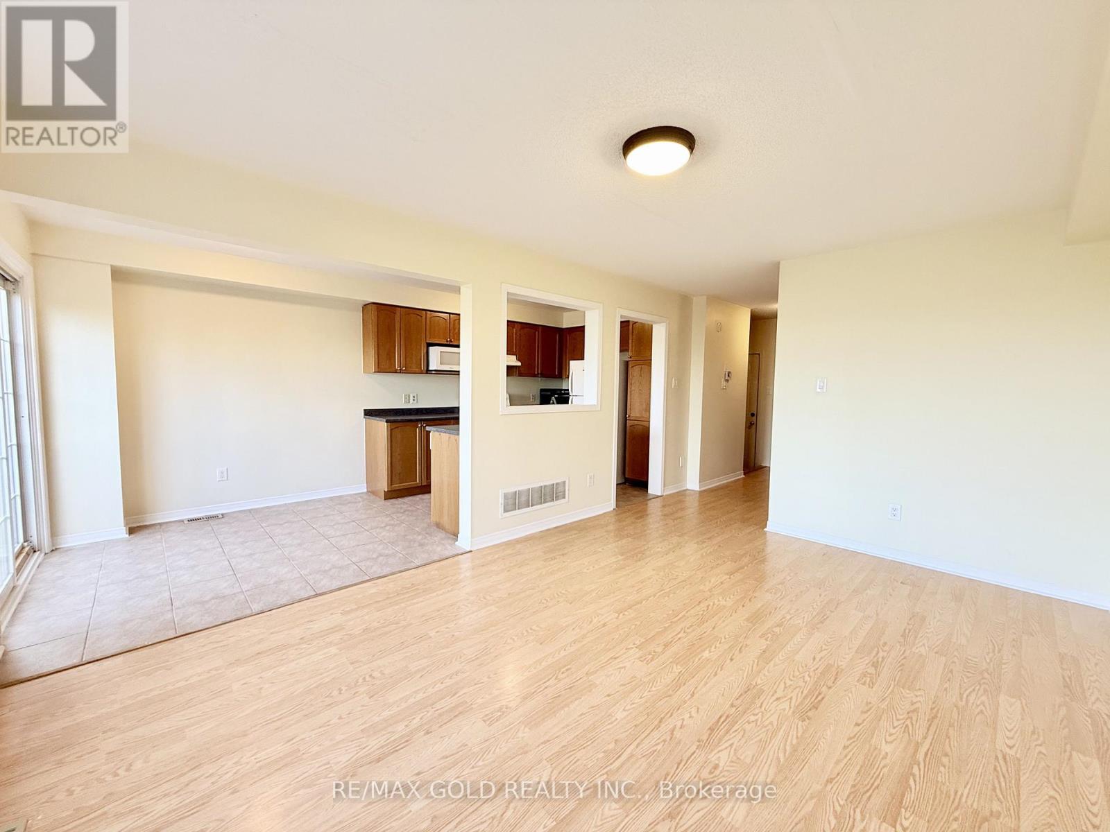 13 Bamboo Grove, Brampton, Ontario  L6R 0L9 - Photo 8 - W13083418