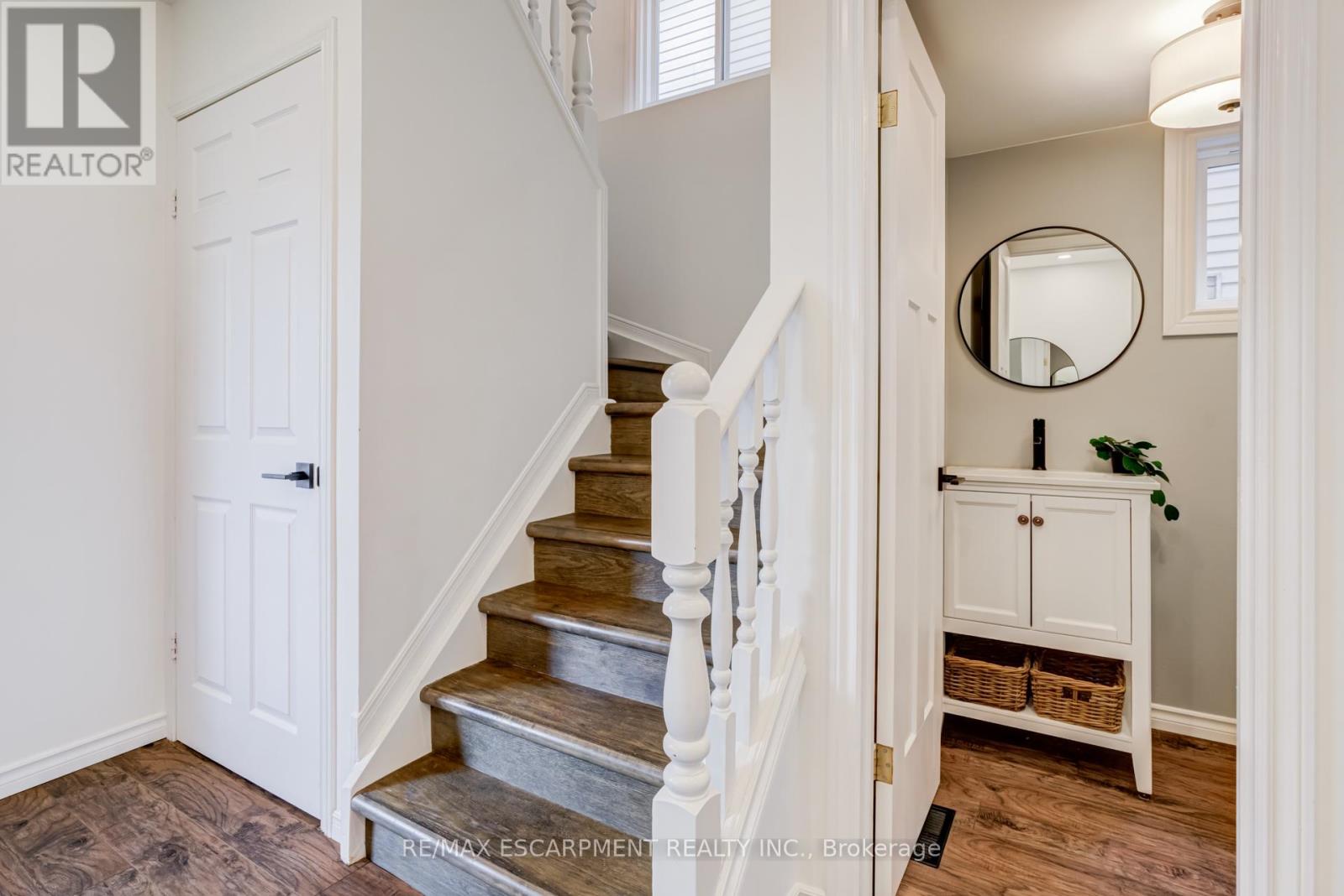 1527 Riley Avenue, Burlington, Ontario  L7M 3C3 - Photo 17 - W13083426