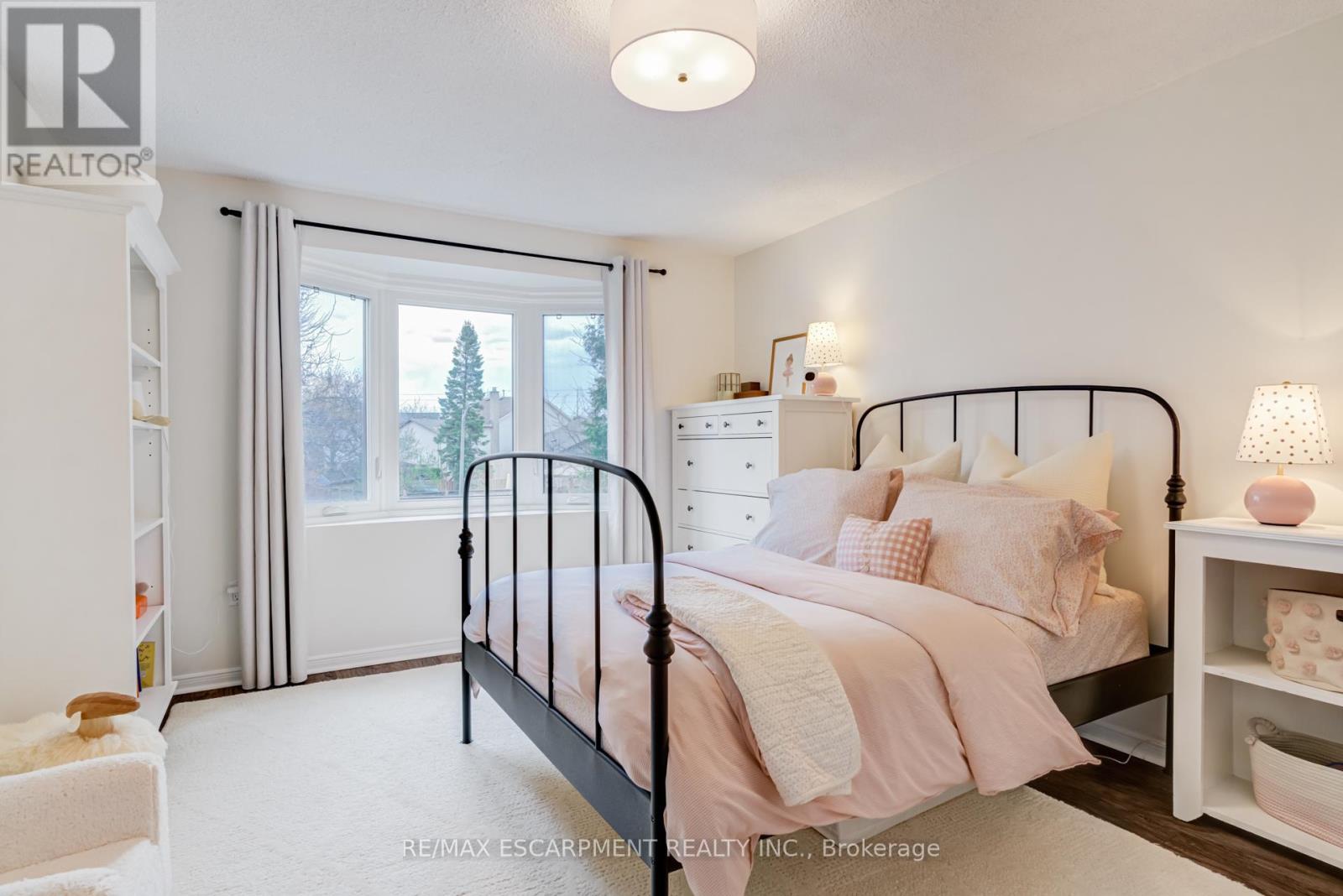 1527 Riley Avenue, Burlington, Ontario  L7M 3C3 - Photo 23 - W13083426