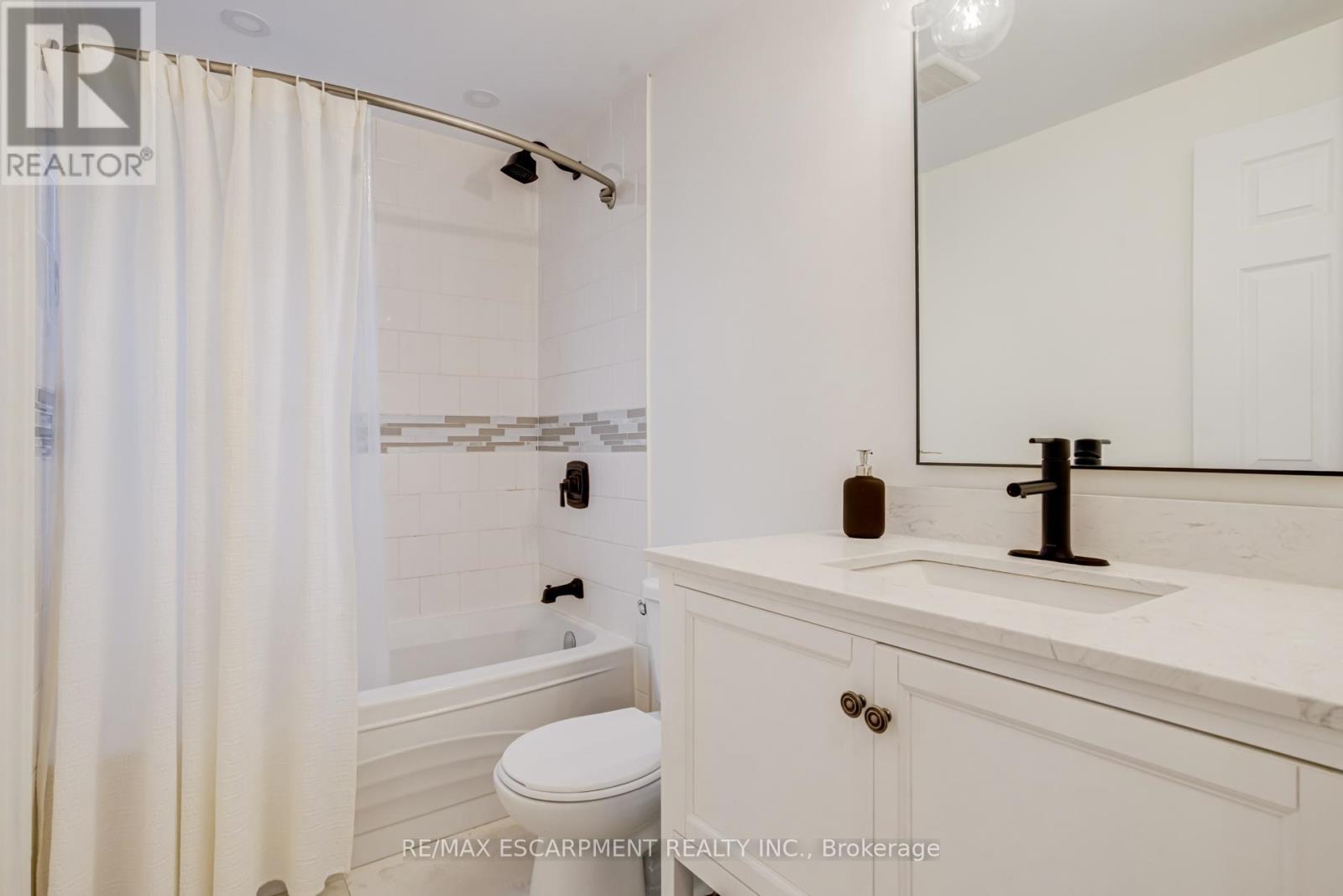 1527 Riley Avenue, Burlington, Ontario  L7M 3C3 - Photo 29 - W13083426
