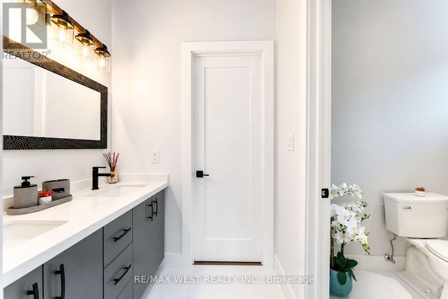 6 Creston Road, Toronto, Ontario  M6A 1J1 - Photo 31 - W13083448