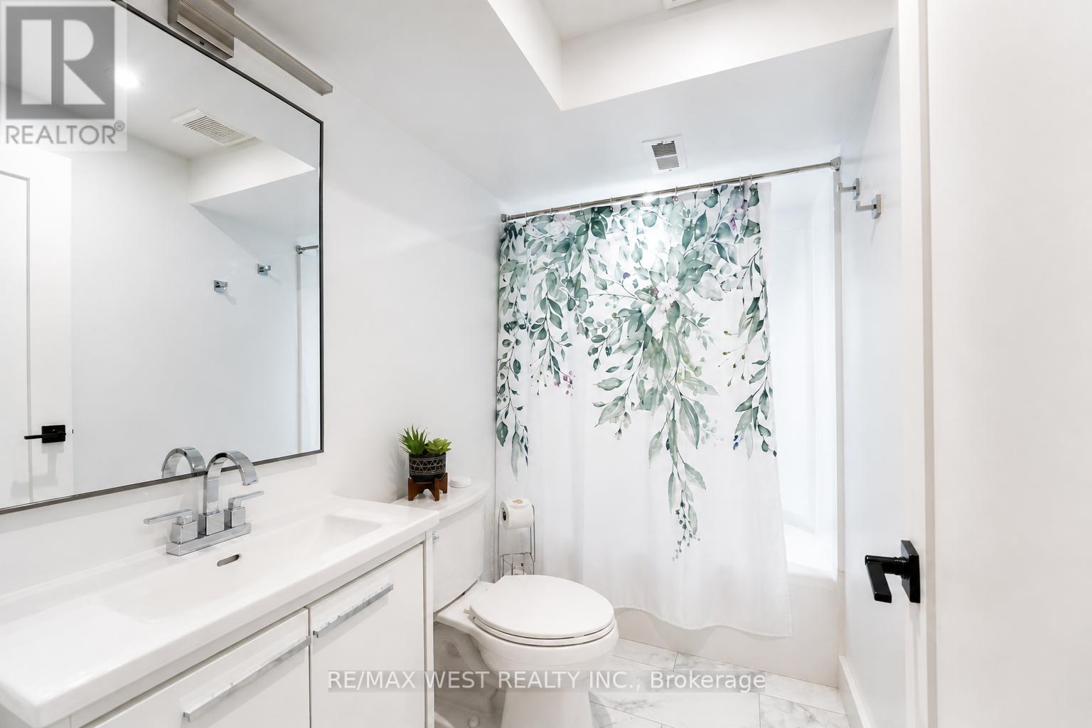 6 Creston Road, Toronto, Ontario  M6A 1J1 - Photo 45 - W13083448