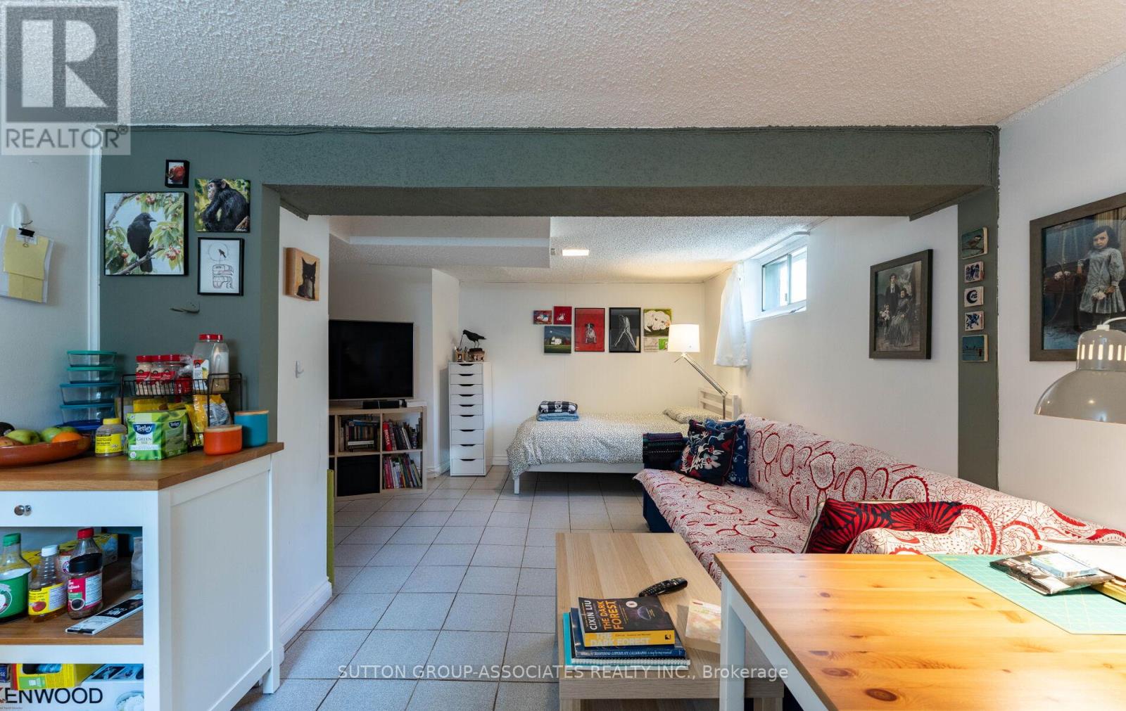 Lower - 57 Aziel Street, Toronto, Ontario  M6P 2N8 - Photo 10 - W13083524