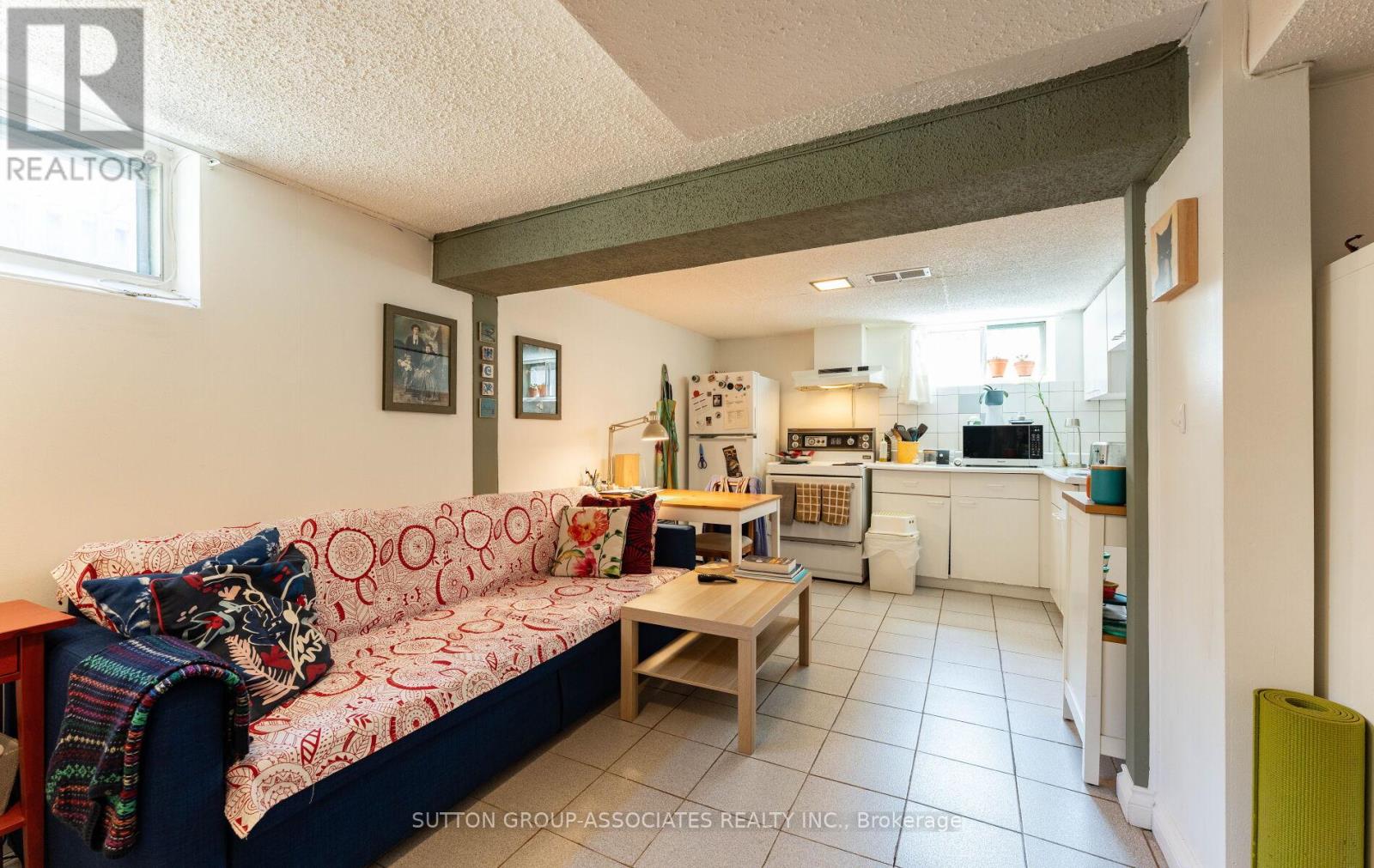 Lower - 57 Aziel Street, Toronto, Ontario  M6P 2N8 - Photo 9 - W13083524