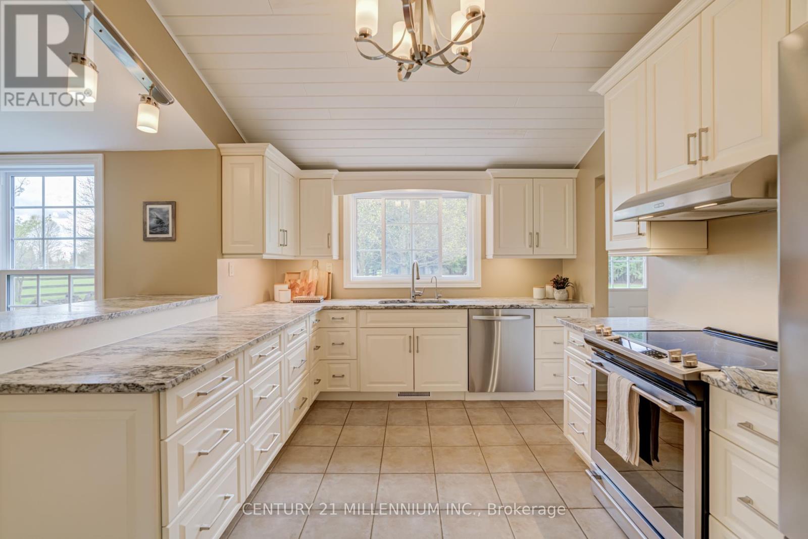 20280 Shaws Creek Road, Caledon, Ontario  L7K 1K6 - Photo 4 - W13083566