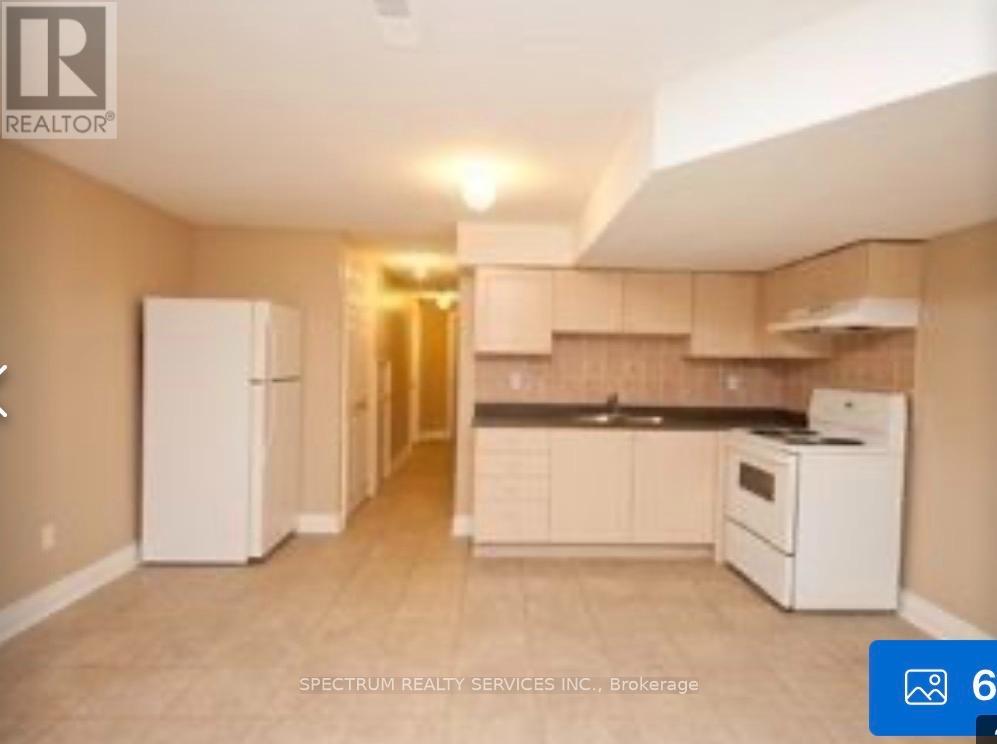 17 Estoril Terrace, Toronto, Ontario  M6N 5E1 - Photo 5 - W13083568